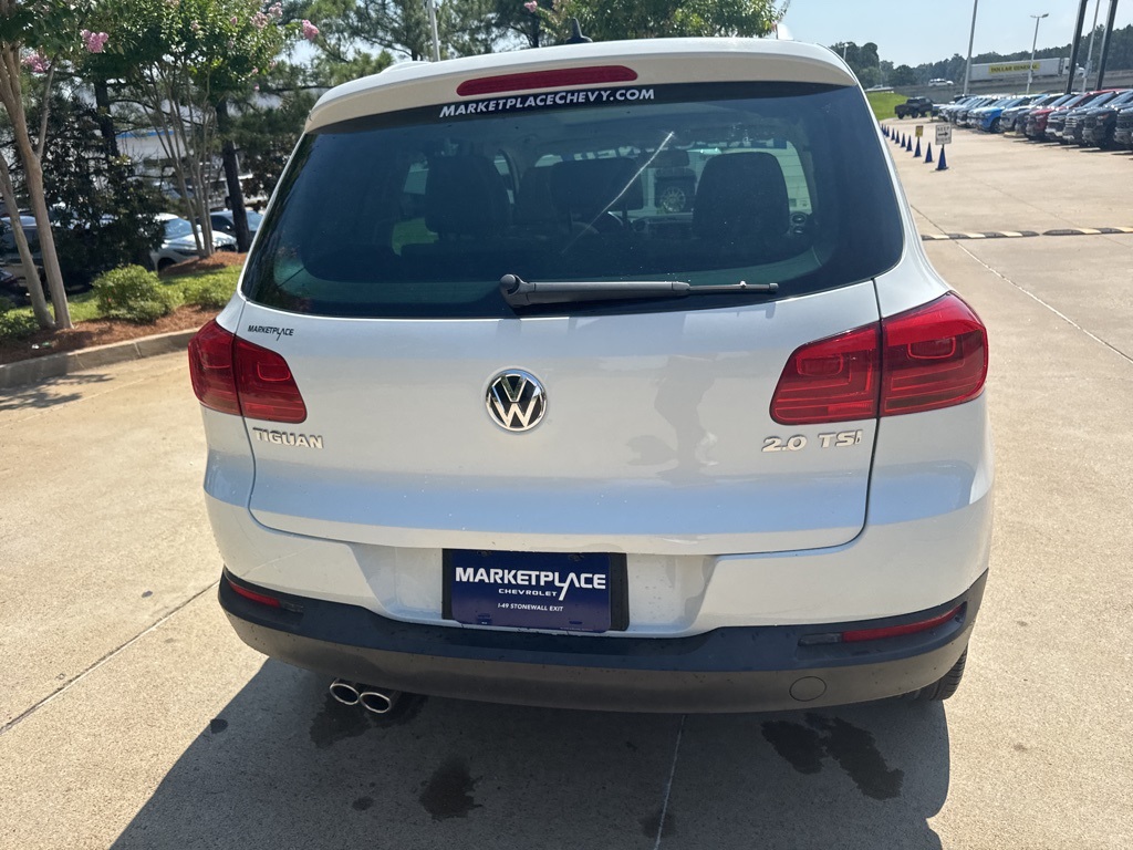 Vehicle image 6 of 21