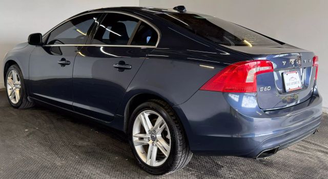 Vehicle image 7 of 25