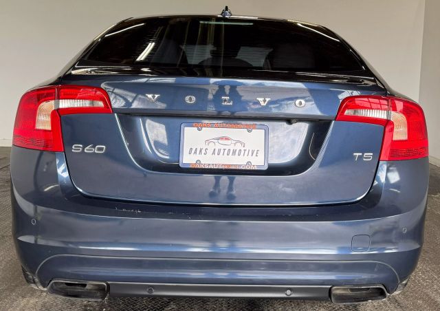 Vehicle image 6 of 25