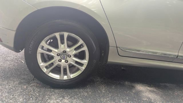 2015 Volvo XC60 3.2L Platinum Image 11 of 41