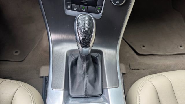 2015 Volvo XC60 3.2L Platinum Image 27 of 41