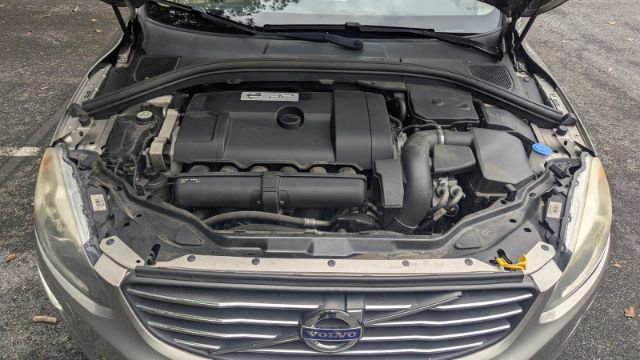 2015 Volvo XC60 3.2L Platinum Image 9 of 41