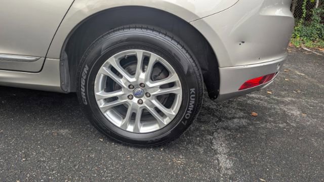 2015 Volvo XC60 3.2L Platinum Image 10 of 41