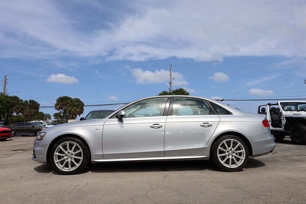 Vehicle image 10 of 34