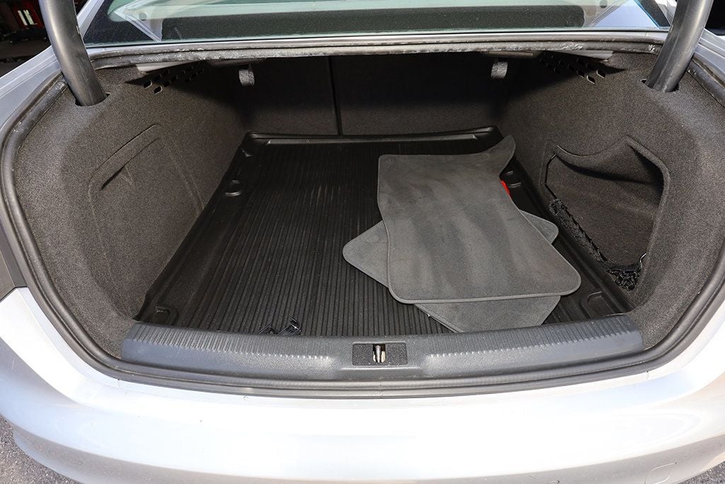 Vehicle image 34 of 34
