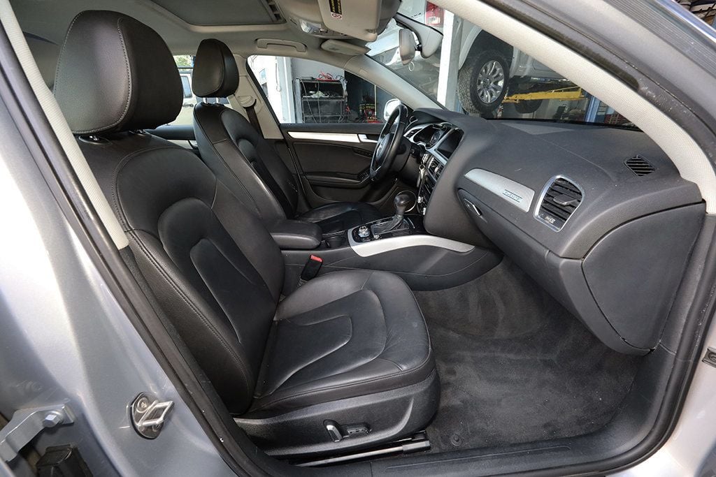 Vehicle image 15 of 34