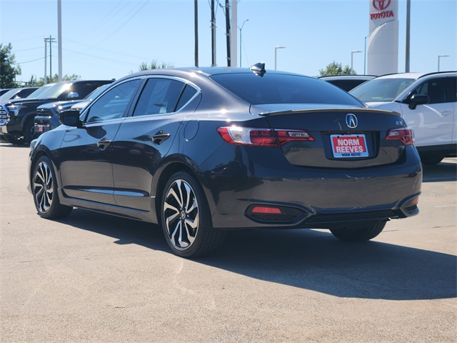 Vehicle image 4 of 23