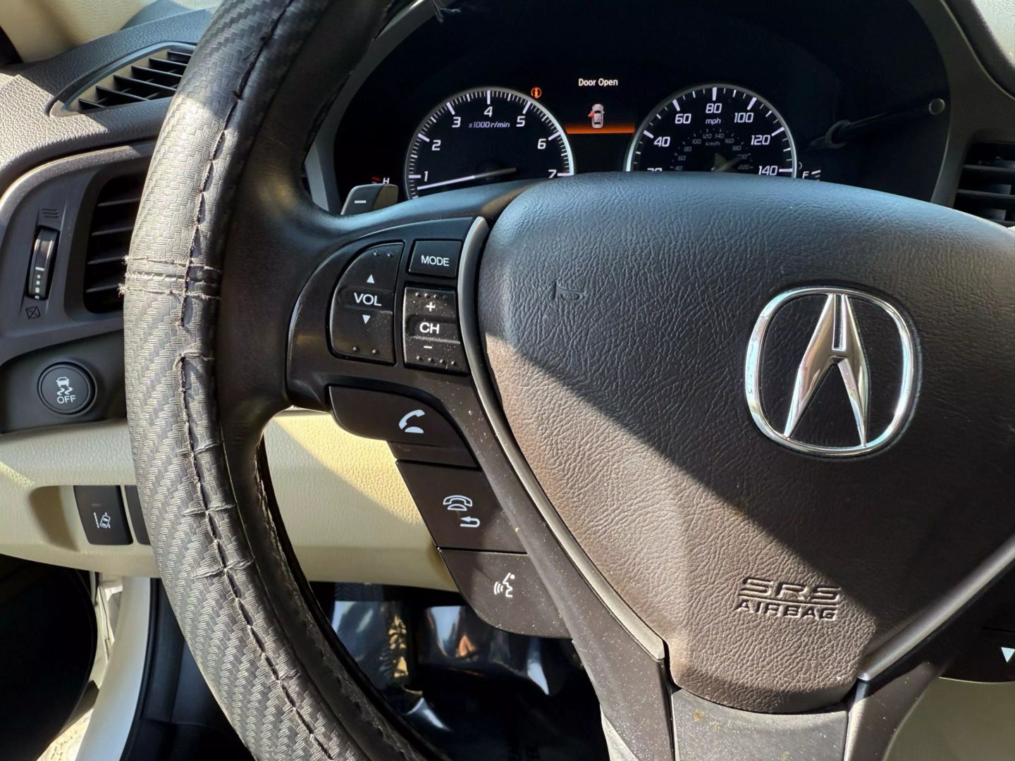 Vehicle image 26 of 31