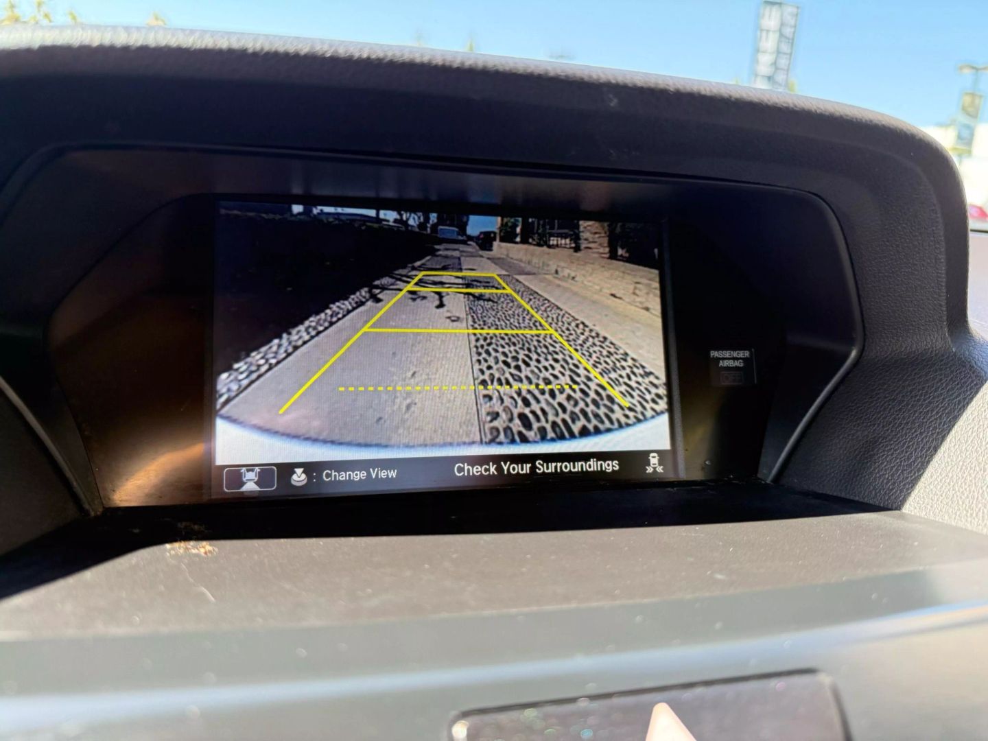 Vehicle image 24 of 31