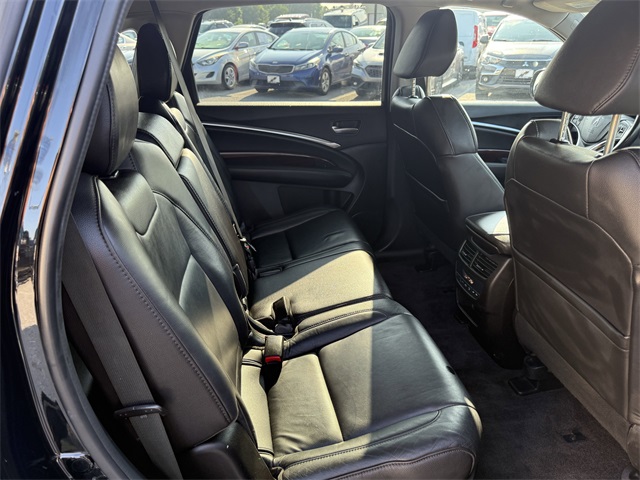 Vehicle image 11 of 27