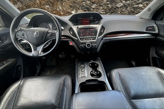 Vehicle image 15 of 34