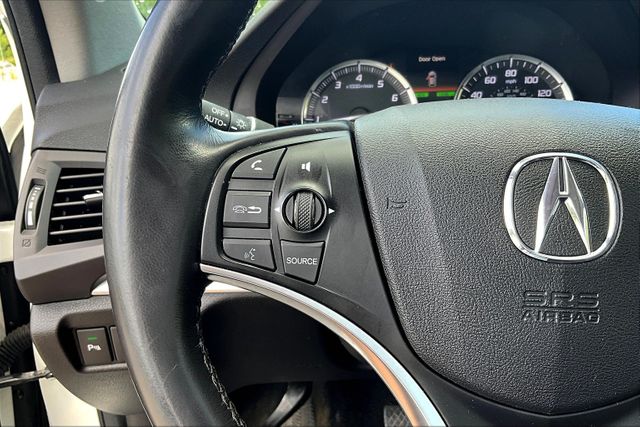 Vehicle image 18 of 34