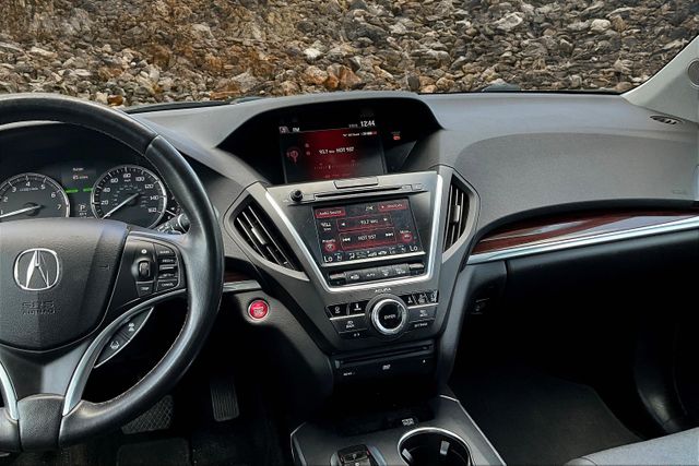Vehicle image 16 of 34