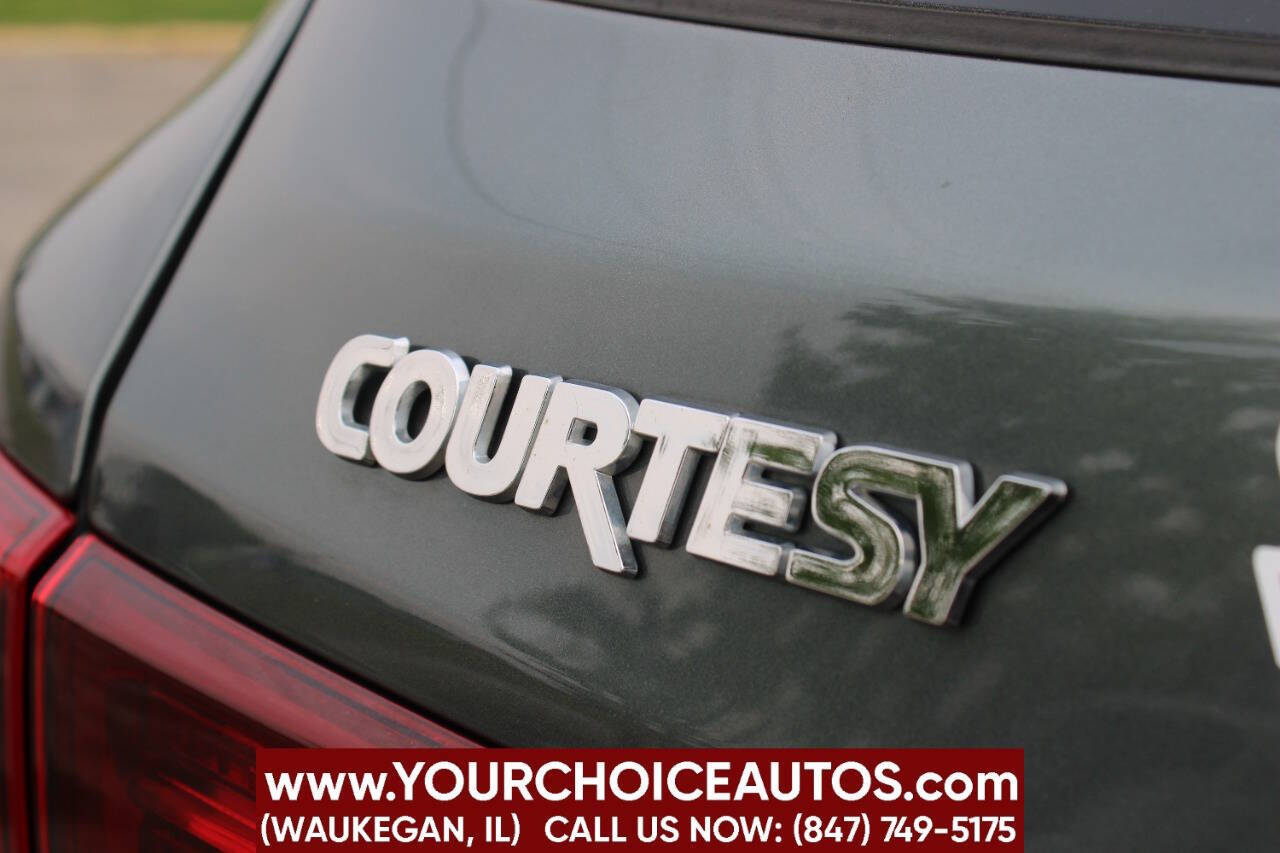 Vehicle image 18 of 49