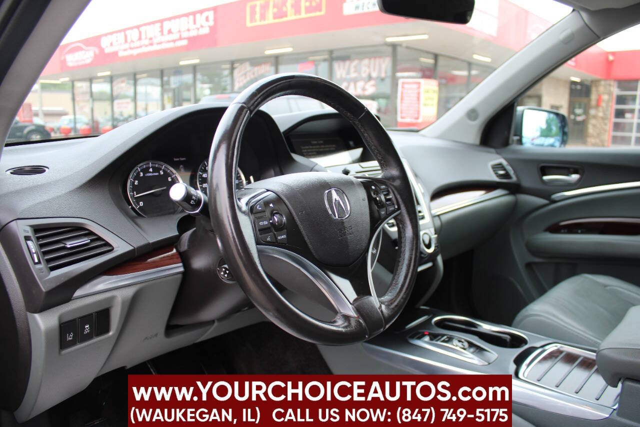 Vehicle image 10 of 49