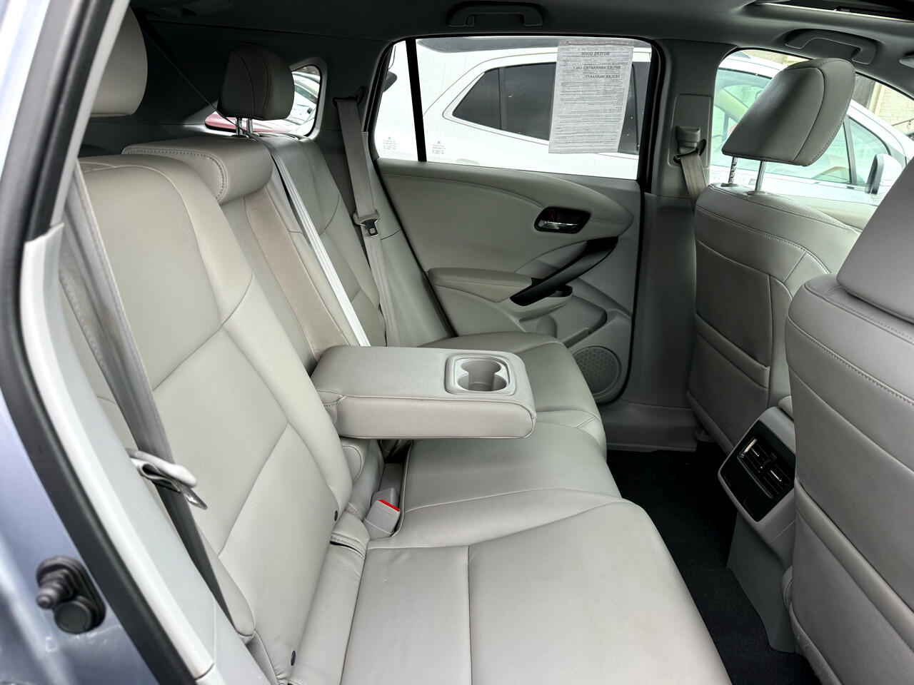 Vehicle image 4 of 4