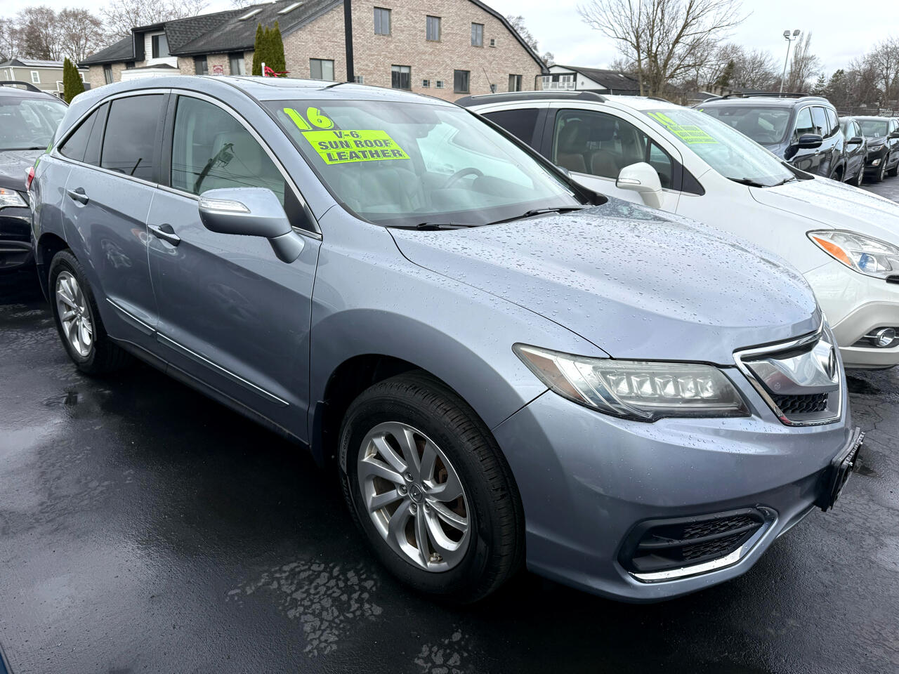 Vehicle image 1 of 4