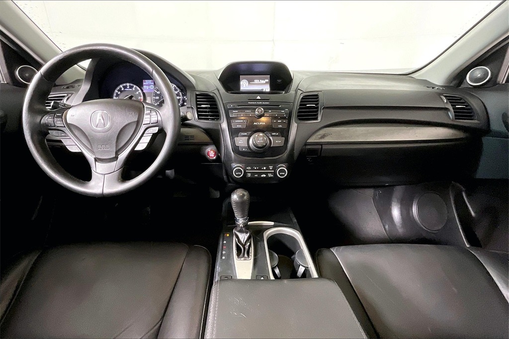 Vehicle image 13 of 30