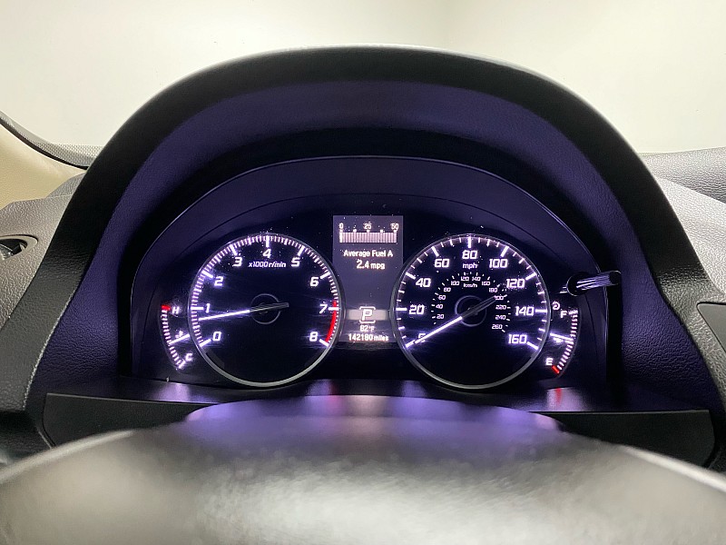 Vehicle image 10 of 29