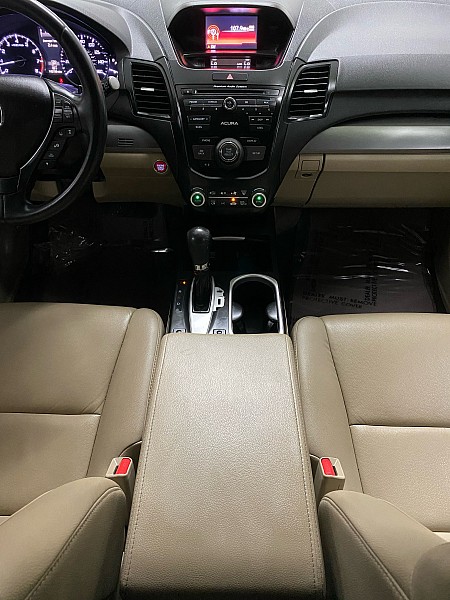 Vehicle image 15 of 29
