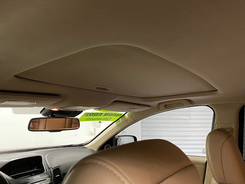 Vehicle image 19 of 29