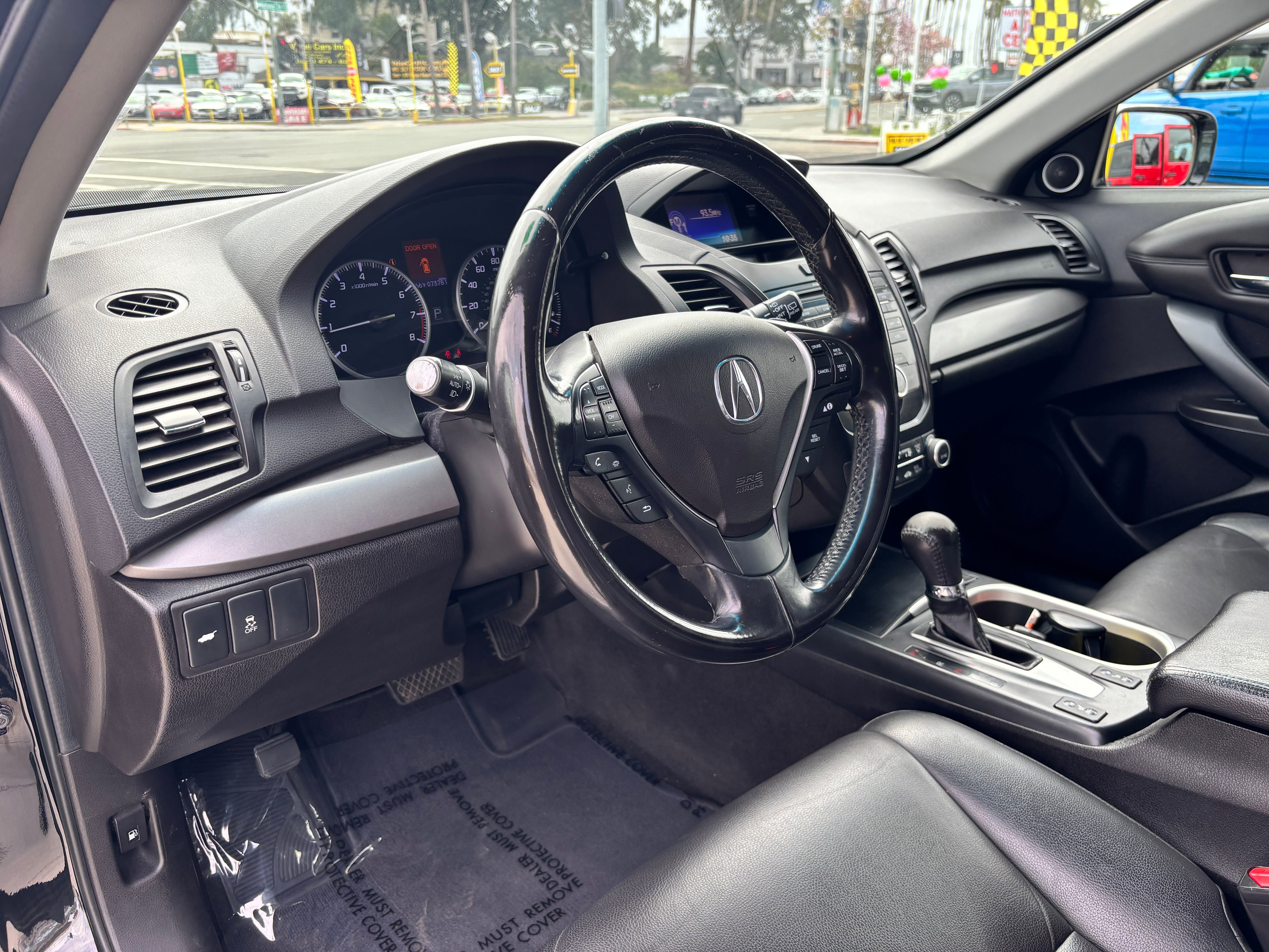 Vehicle image 16 of 30