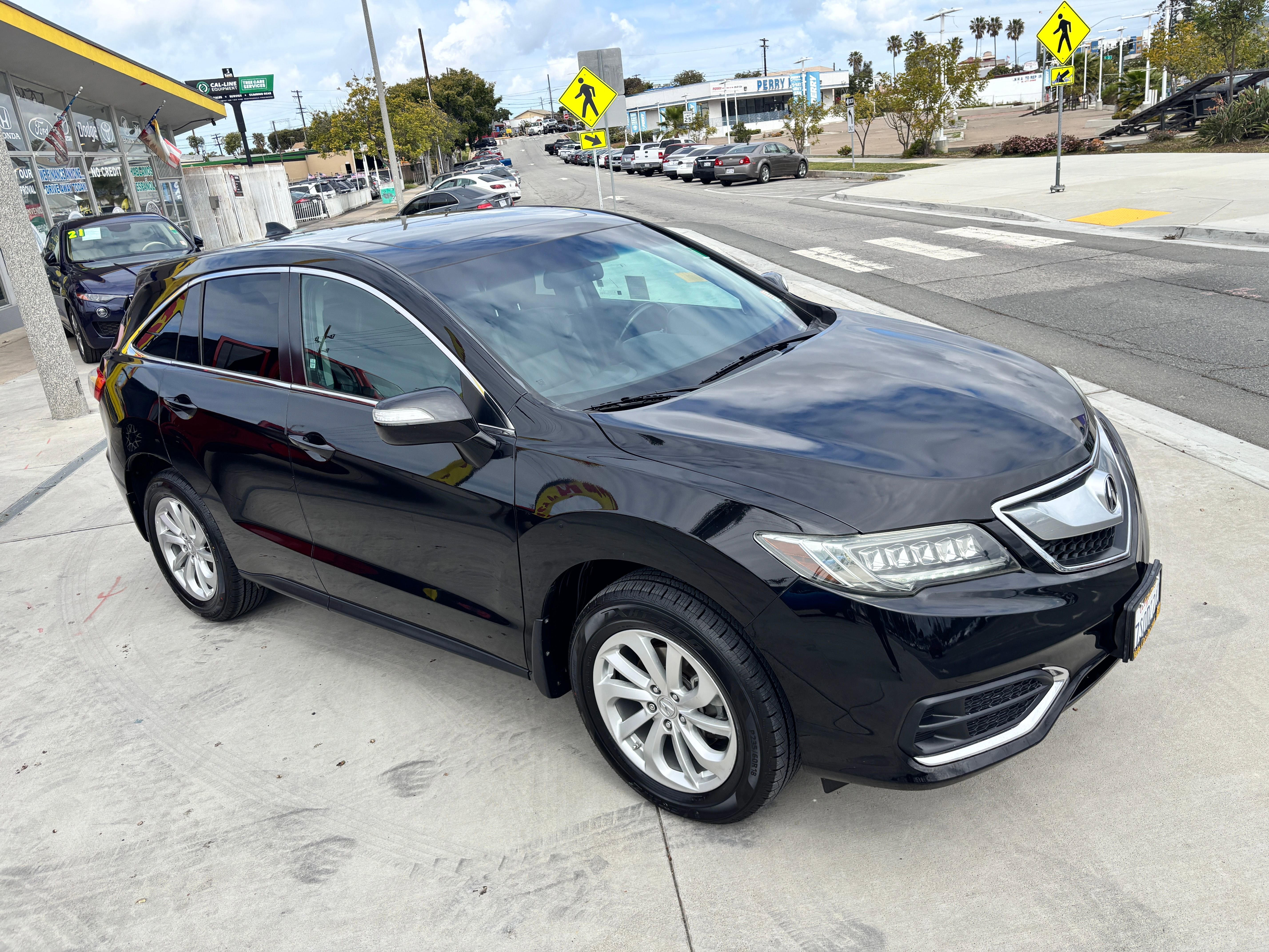 Vehicle image 4 of 30