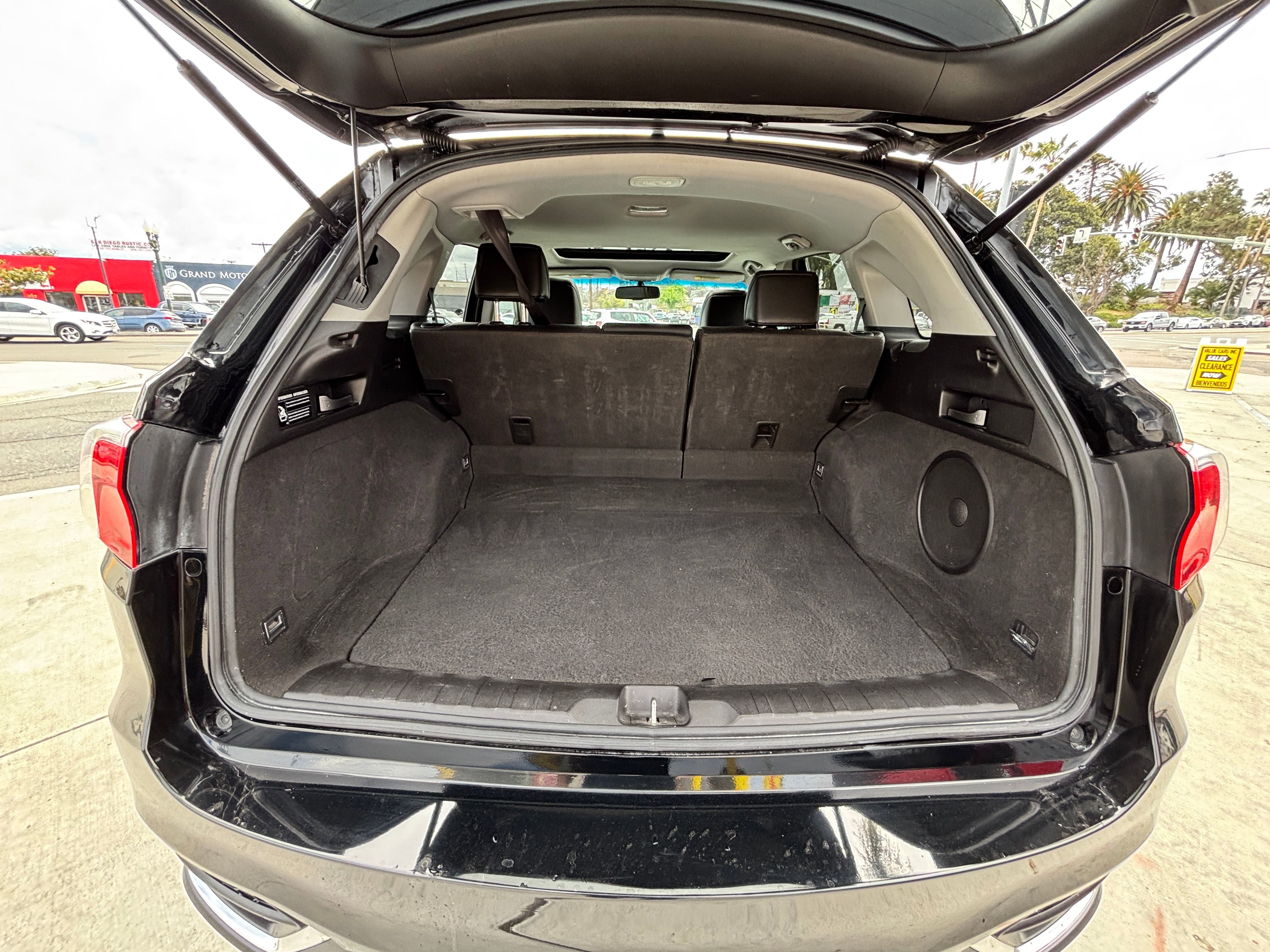 Vehicle image 29 of 30