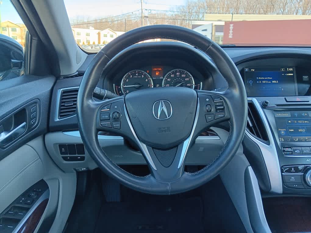 Vehicle image 20 of 33