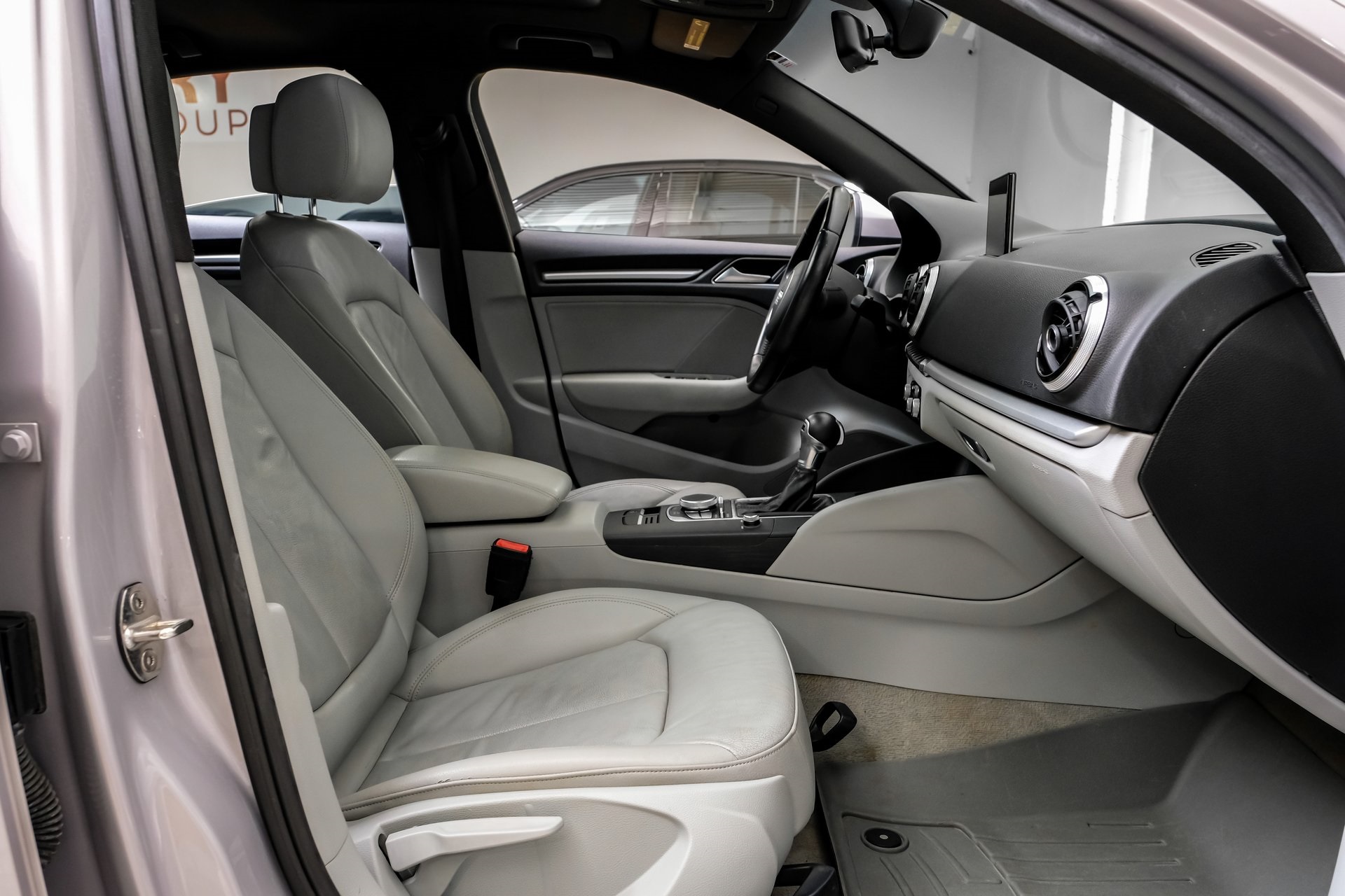 2016 Audi A3 1.8T Premium Image 27 of 64