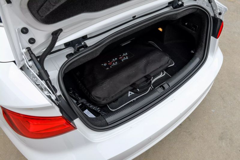 2016 Audi A3 2.0T Premium Plus Image 40 of 53