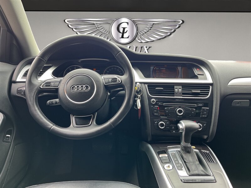 Vehicle image 12 of 19