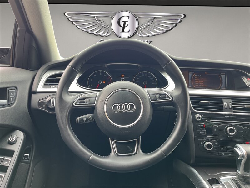 Vehicle image 9 of 19