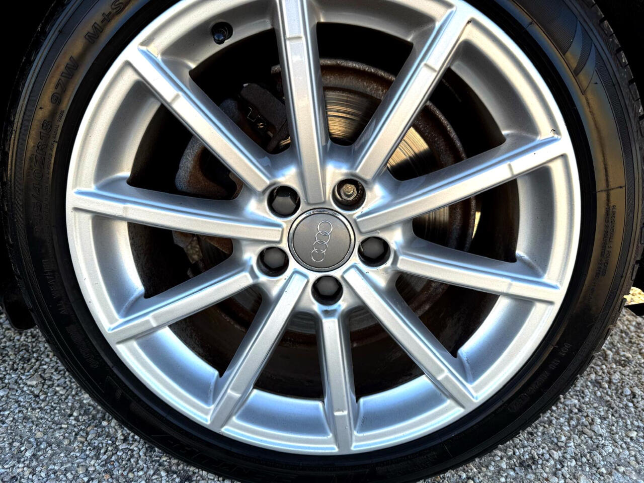Vehicle image 12 of 25