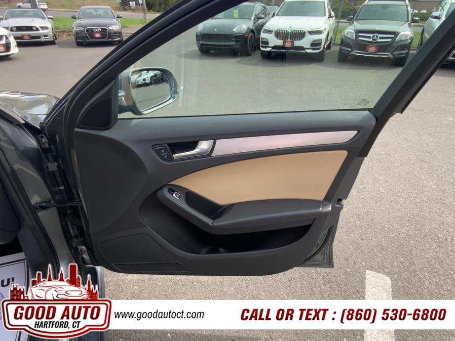 Vehicle image 10 of 17