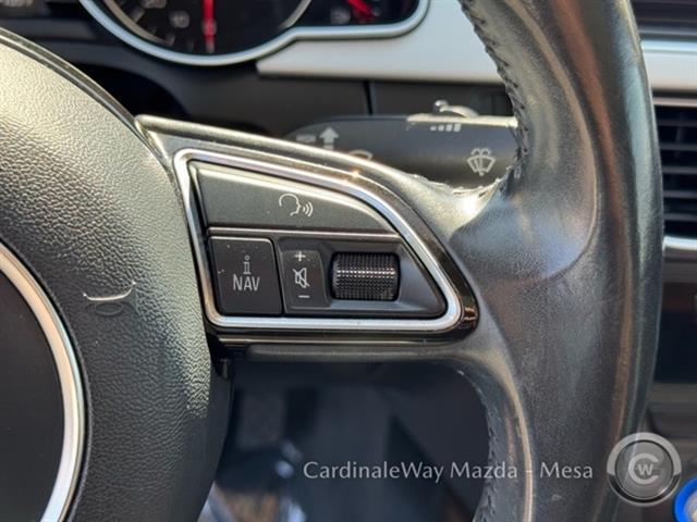 Vehicle image 26 of 32