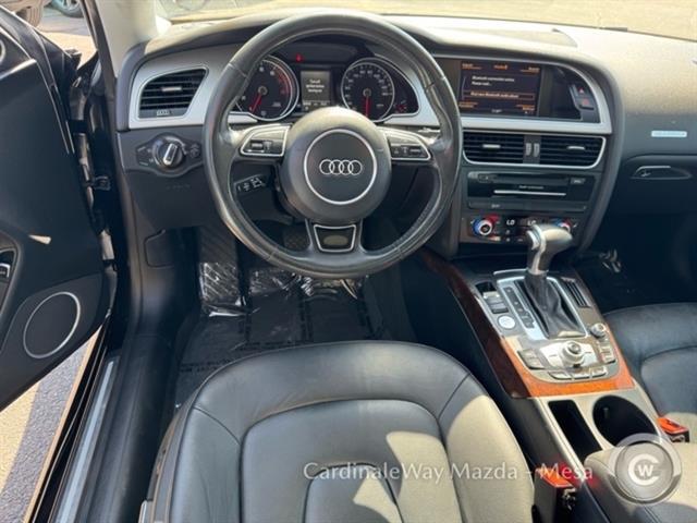 Vehicle image 13 of 32