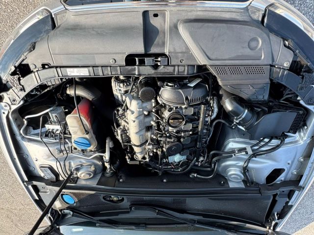 Vehicle image 15 of 23