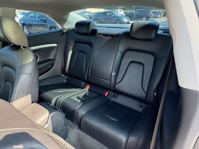 Vehicle image 13 of 23