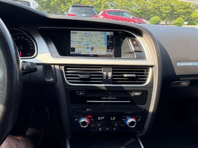 Vehicle image 19 of 23
