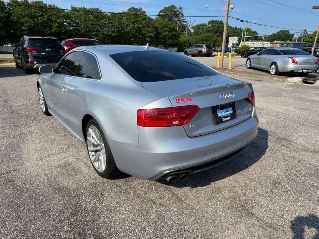 Vehicle image 8 of 23