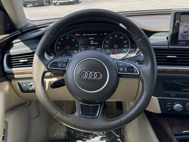 Vehicle image 17 of 21
