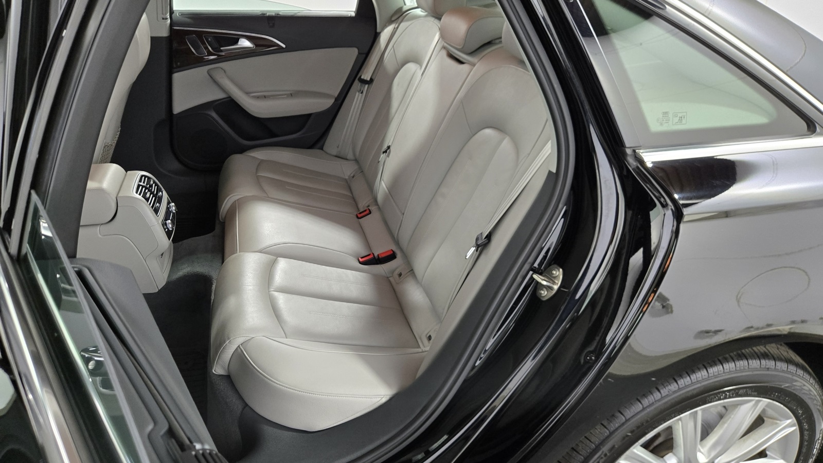 2016 Audi A6 2.0T Premium Plus Image 15 of 37