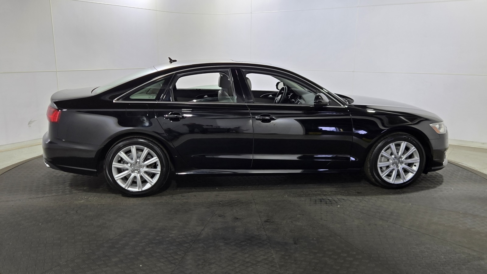 2016 Audi A6 2.0T Premium Plus Image 4 of 37