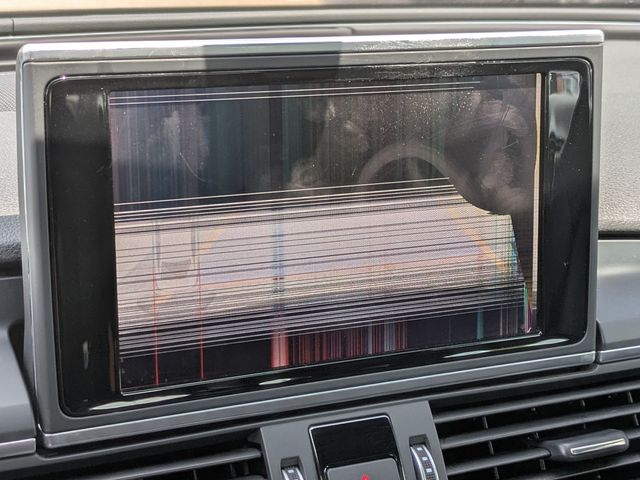 Vehicle image 22 of 30