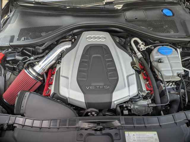 Vehicle image 10 of 30