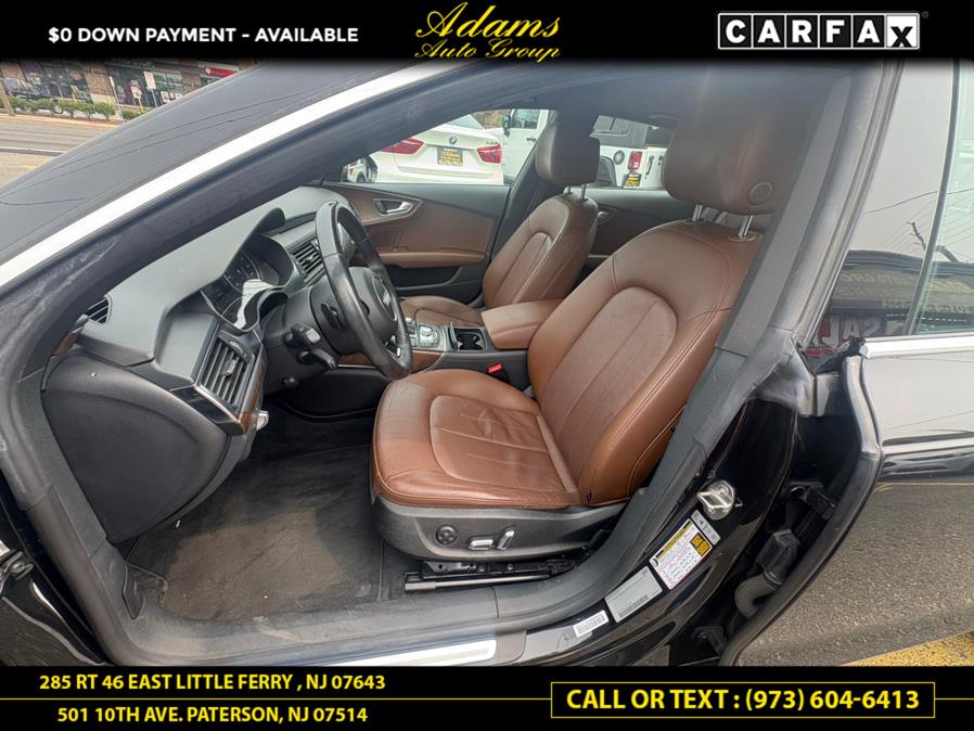 Vehicle image 22 of 29
