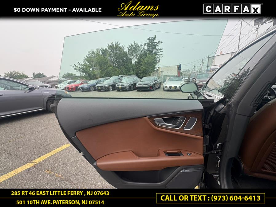 Vehicle image 11 of 29