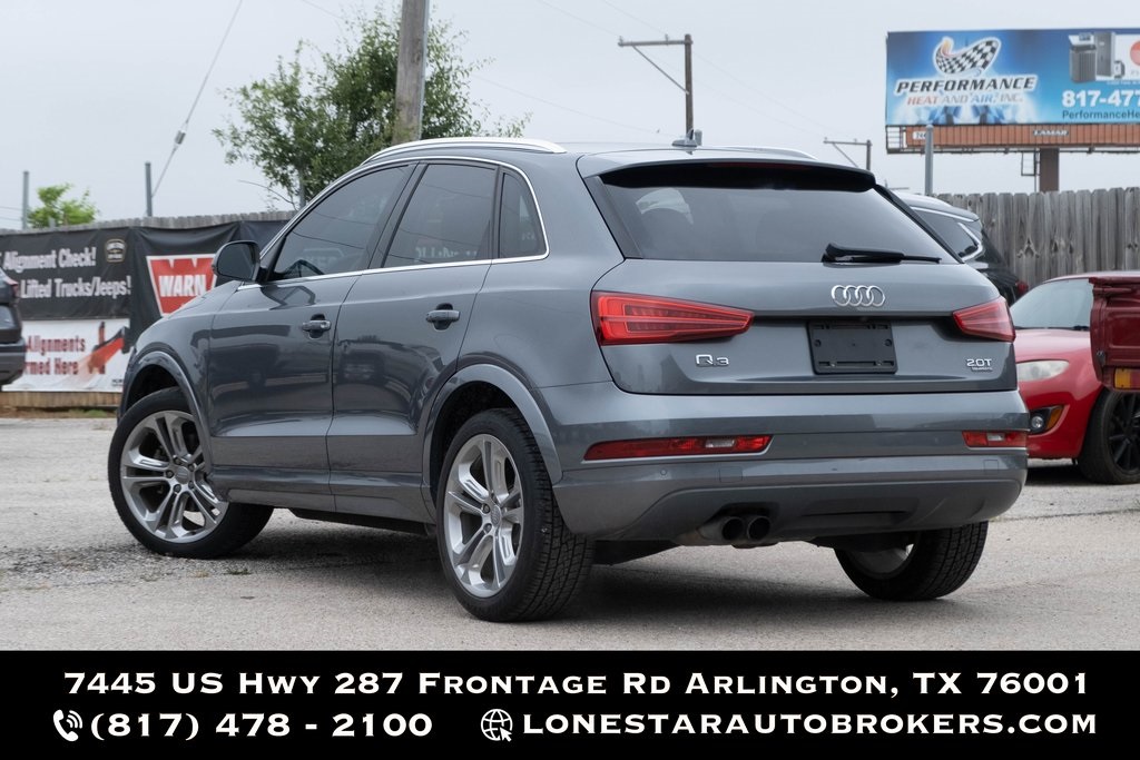 Vehicle image 5 of 32