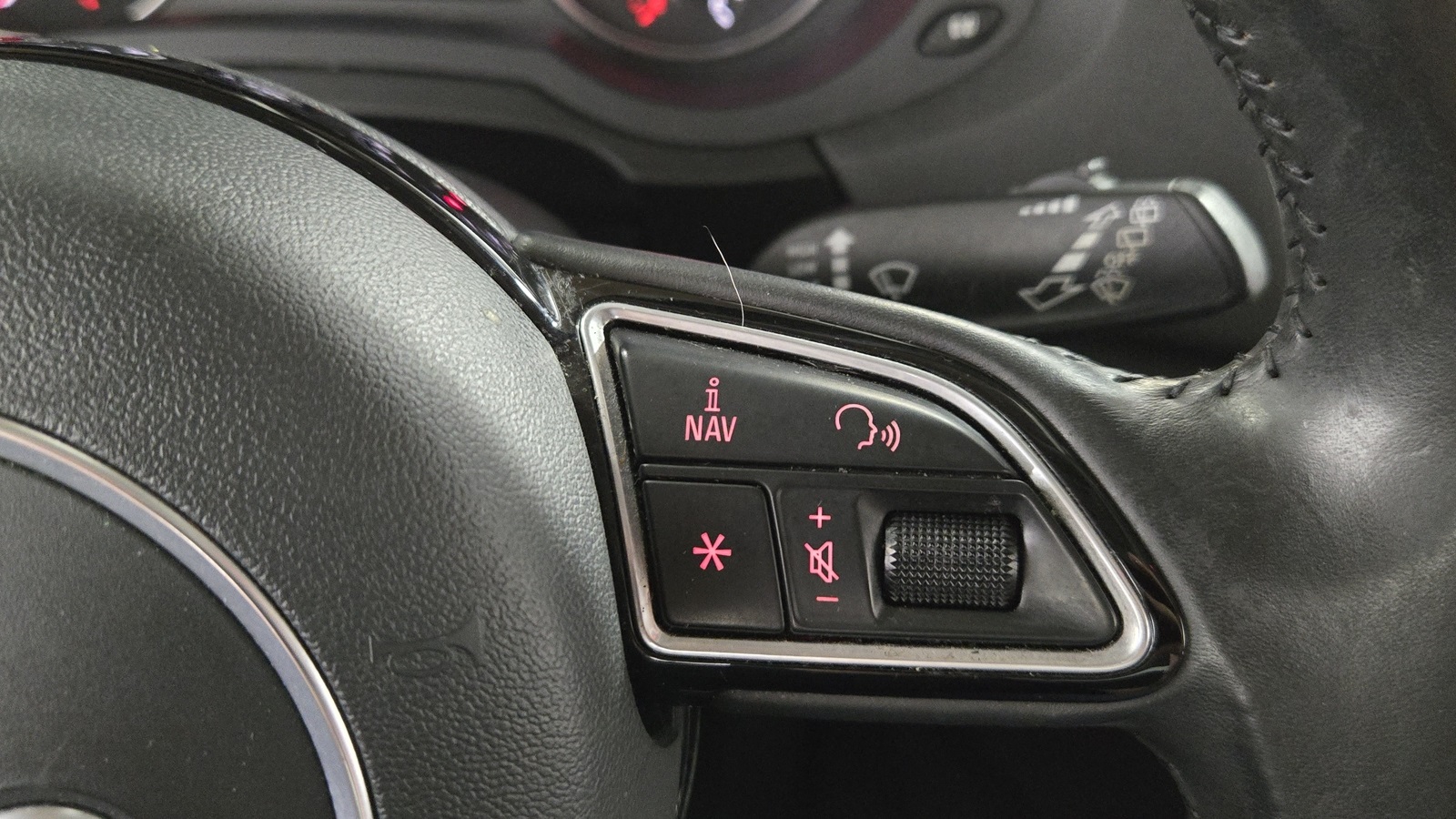 Vehicle image 13 of 36